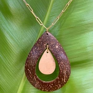 Brown Coconut Shell raindrop Pendant Necklace Coco & Souls